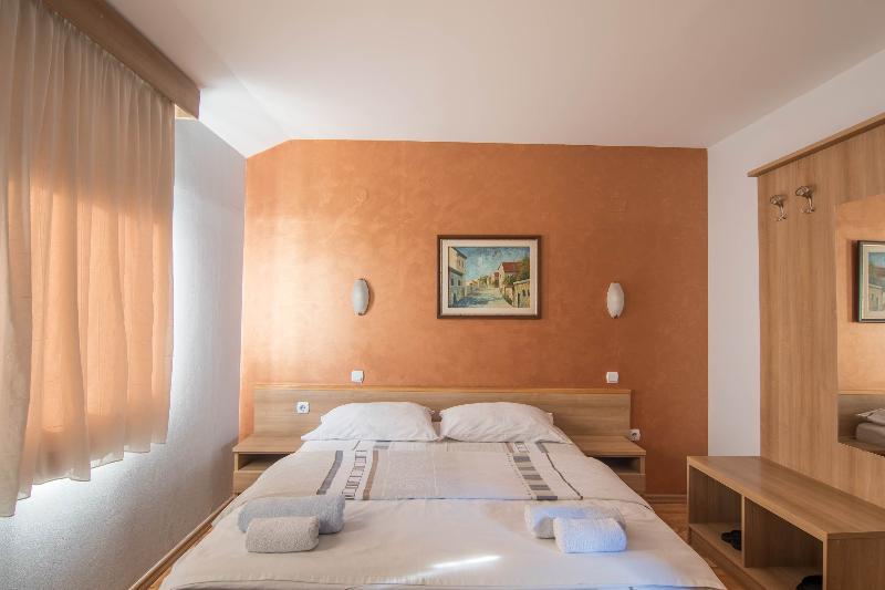 Hotel Ambiente Podgorica Eksteriør billede